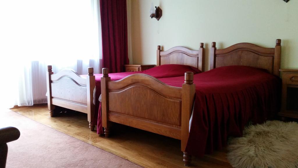 Pension Curmatura Stezii Rasinari Bagian luar foto