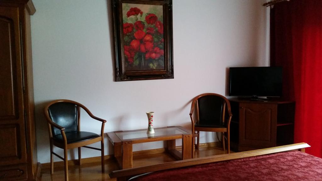 Pension Curmatura Stezii Rasinari Bagian luar foto